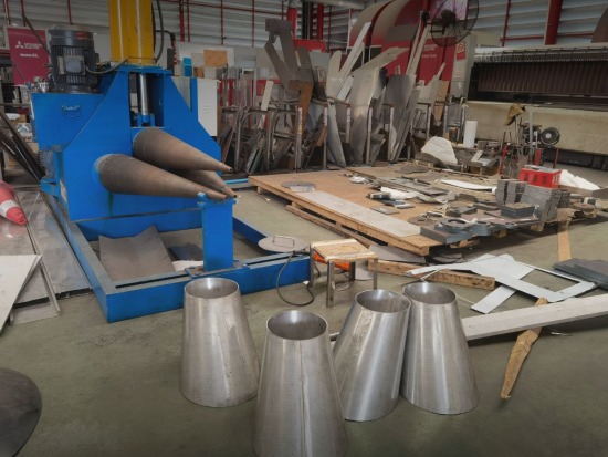 รับเชื่อมประกอบโลหะ